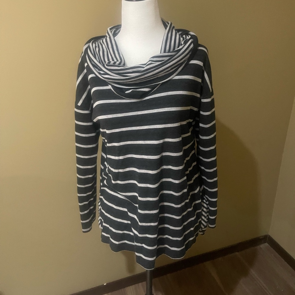 Striped Black and White Women's Top